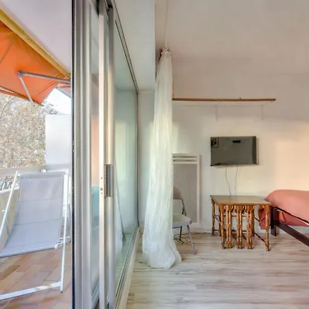 Avec Terrasse & Parking A 8 Min A Pieds De La Apartment