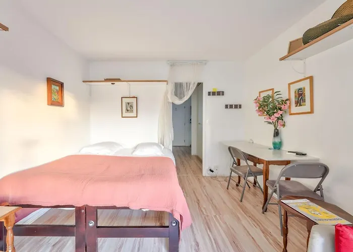 Apartment Avec Terrasse & Parking A 8 Min A Pieds De La